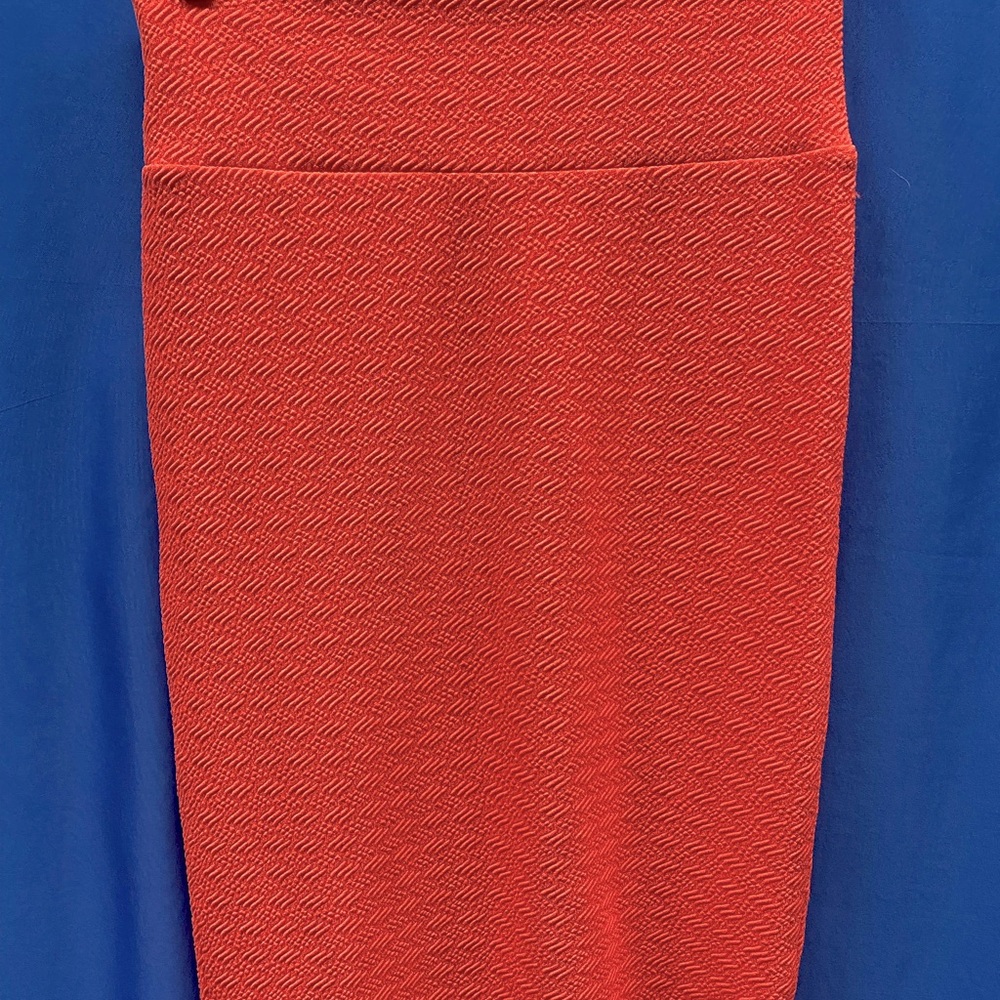 Lularoe Cassie, Sm, Excellent Condition, Solid Coral/Salmon Pink